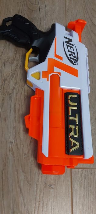 NERF ULTRA Blaster 4 ca nou
