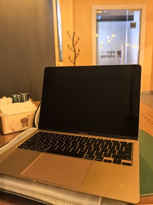 MacBook Air 2020 M1 SSD 256Gb/8Gb