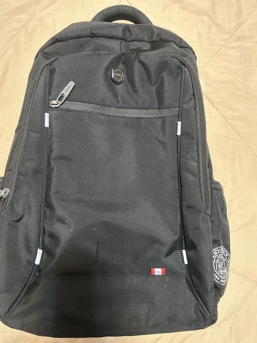 Продается рюкзак школьный