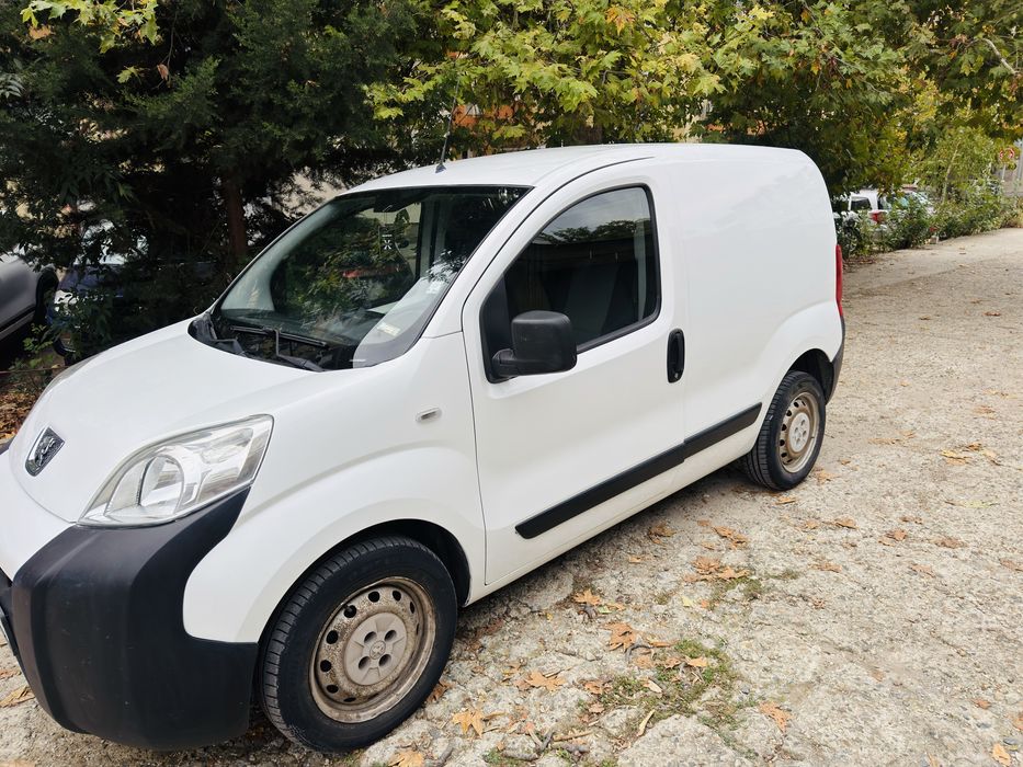 Peugeot bipper.