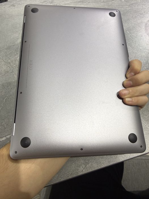 Macbook air m1, идеальное состояние