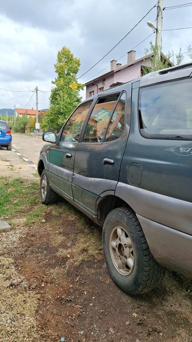 Tata safari 1.9 на части