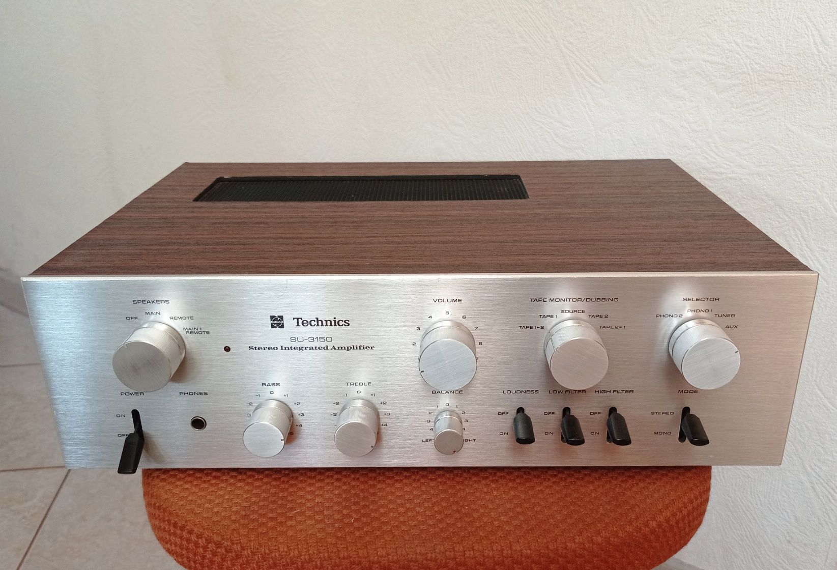 Усилвател Technics su 3150 от 1974г.