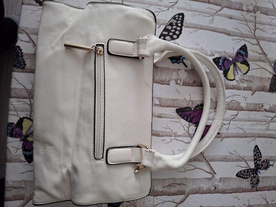 Vând genți damă diverse modele