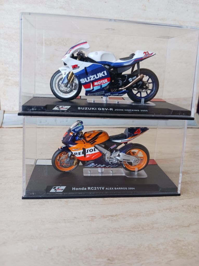 Модели на мотори Honda I Susuki 1/24