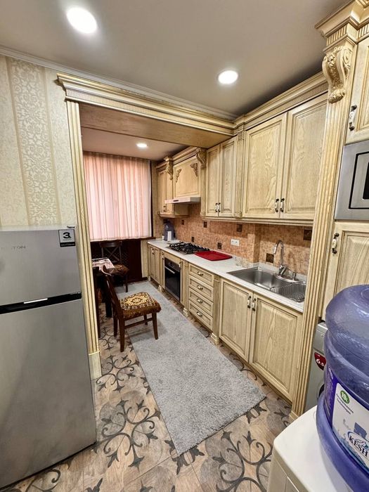 4 комнатная ЦУМ метро Космонавтов Дружба народов