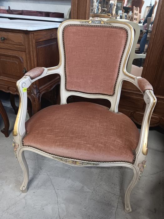 Старинни кресла - различни модели