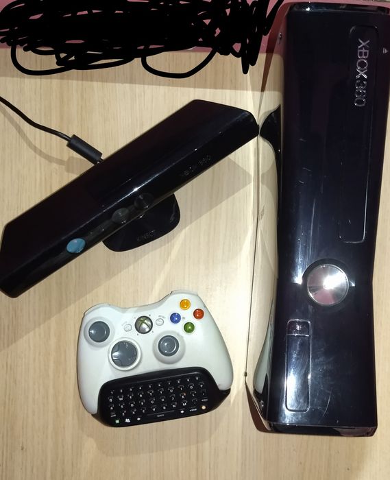 Vând xbox360 sau schimb cu ATV 49cc