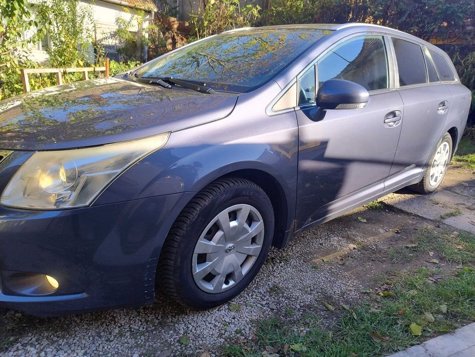 Toyota Avensis T27 break 2l diesel