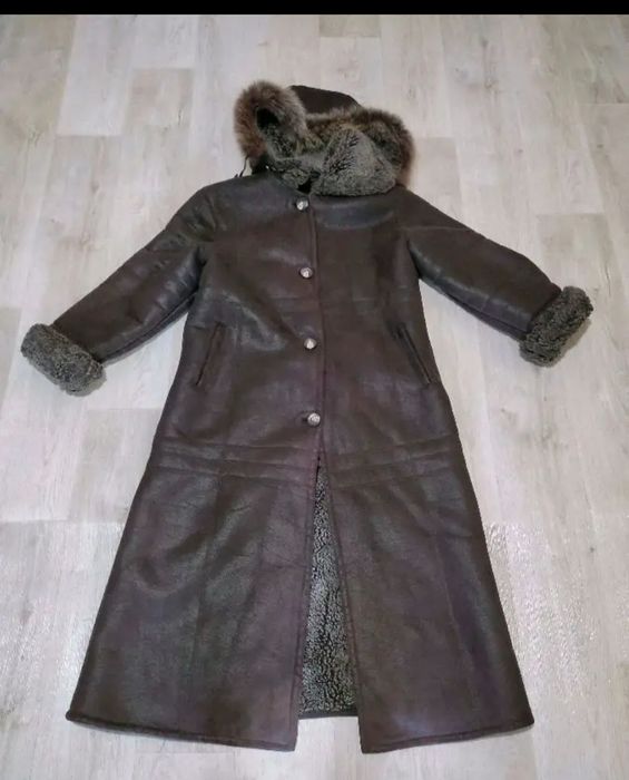 Качественна и теплая Дубленка