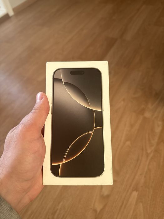 Пролам айфон 16 про е сим в идеальном состоянии