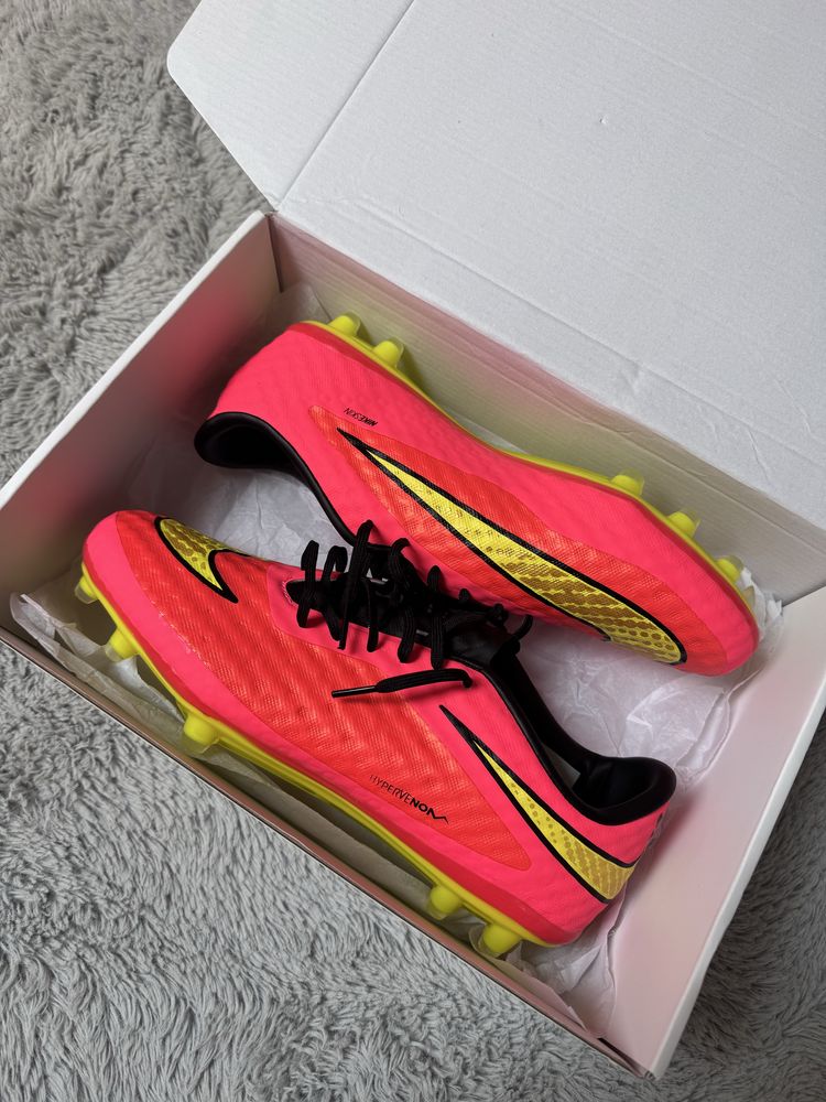Nike Hypervenom Phantom Elite Hyperpunch