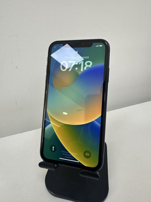 Продам iPhone 11 64GB