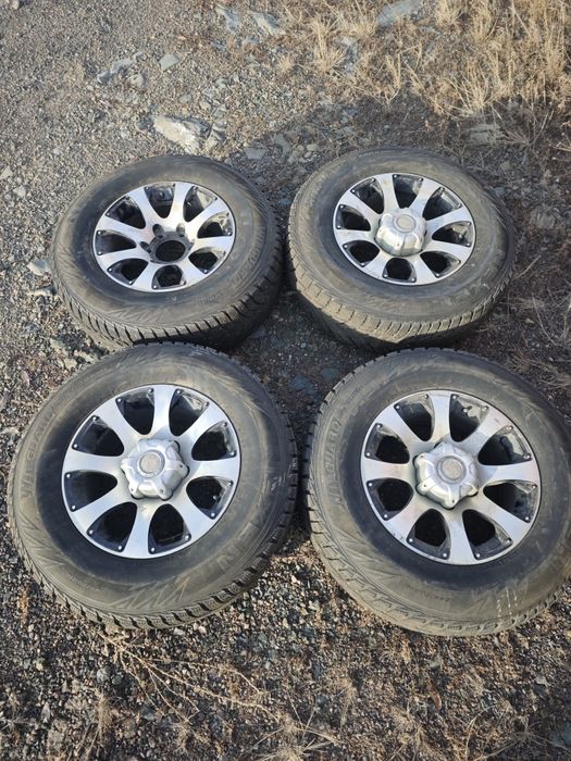 Продам диски с резиной