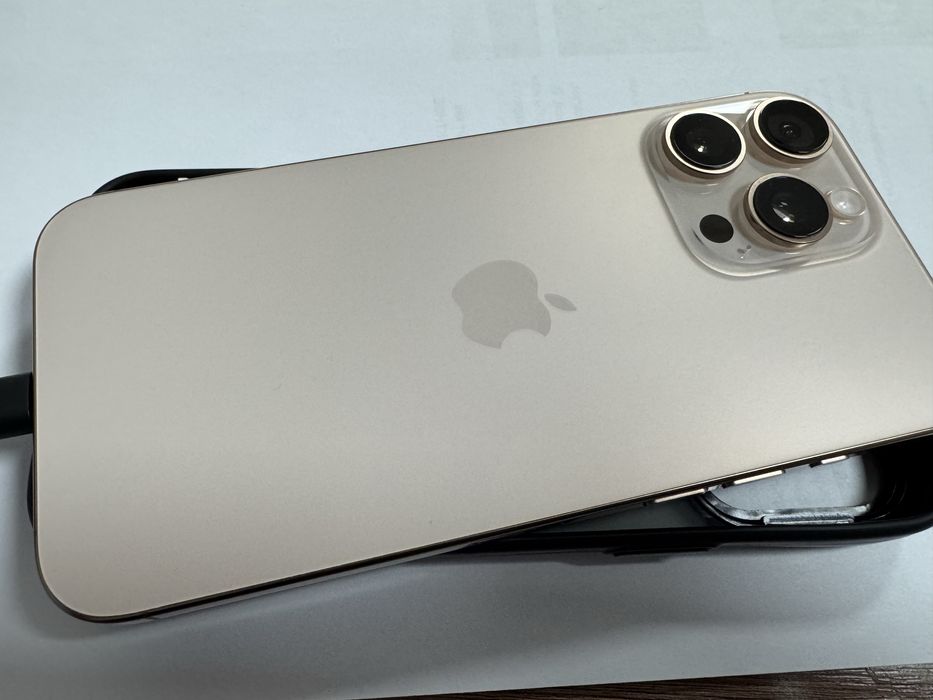 iPhone 16 Pro Max 256Gb Desert Titanium