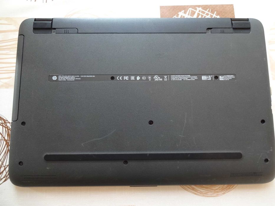 Лаптоп HP 250 G4 15.6" i5-6200U 2.3GHz/RAM 8GB DDR3/SSD 256GB