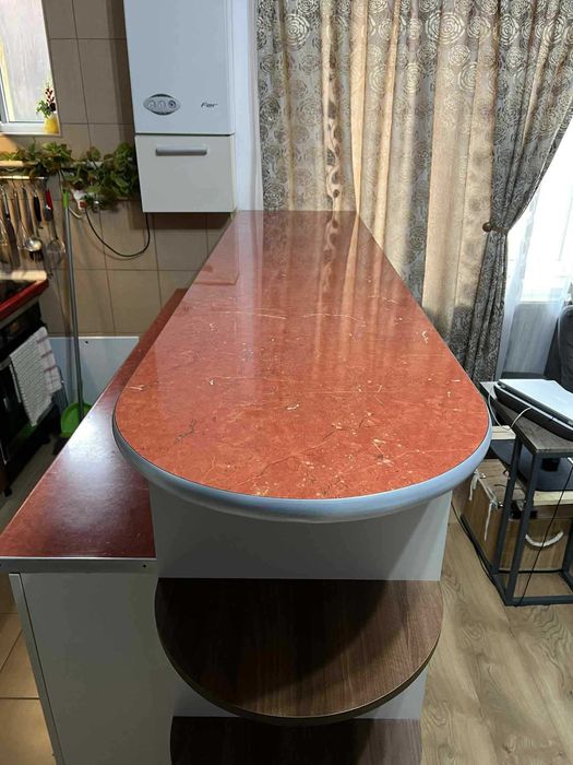 Vand insula de bucatarie cu bar