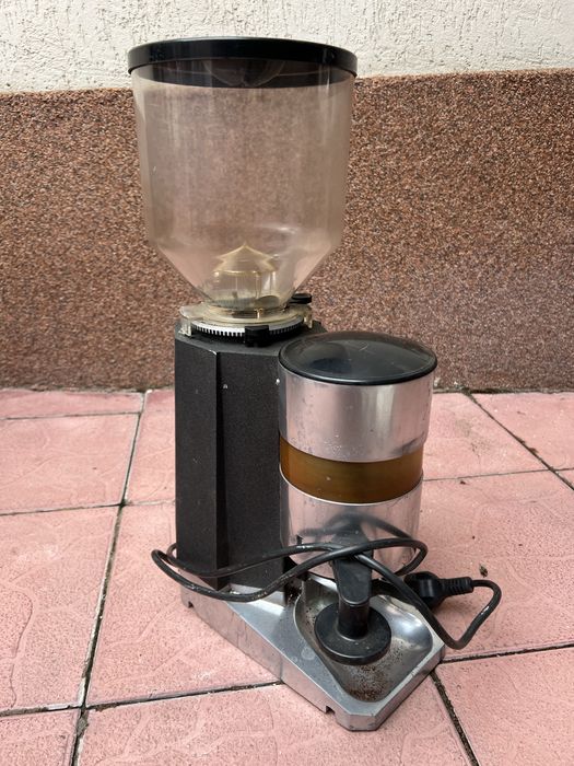 Espressor MCE - semiautomat + Rasnita