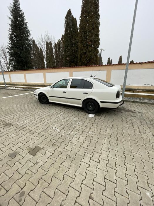 Vând skoda octavia 1