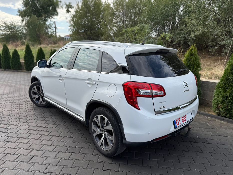 Citroen C4 Aircross 1.6HDI 115Cp model 2014 jante 18 piele consum 5%