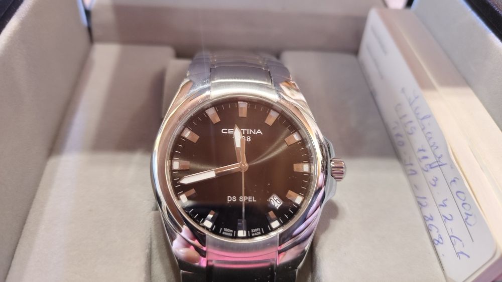 Продавам нов часовник Certina