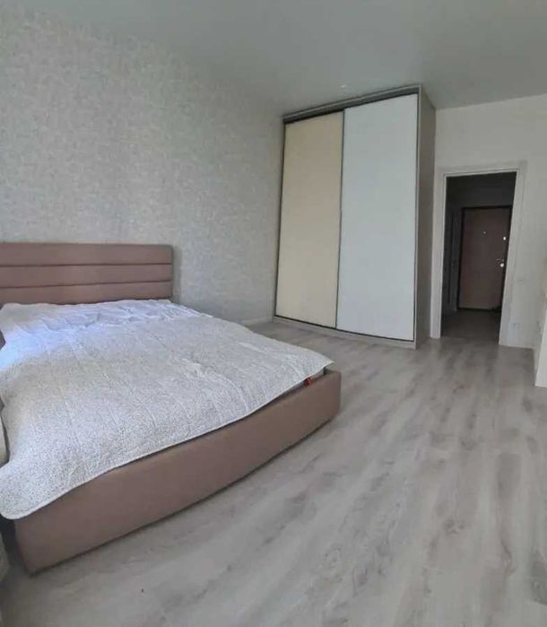 Дава се под наем Тристаен апартамент в София, Зона Б-18 - 90 кв.м за 612 € - Снимка #5