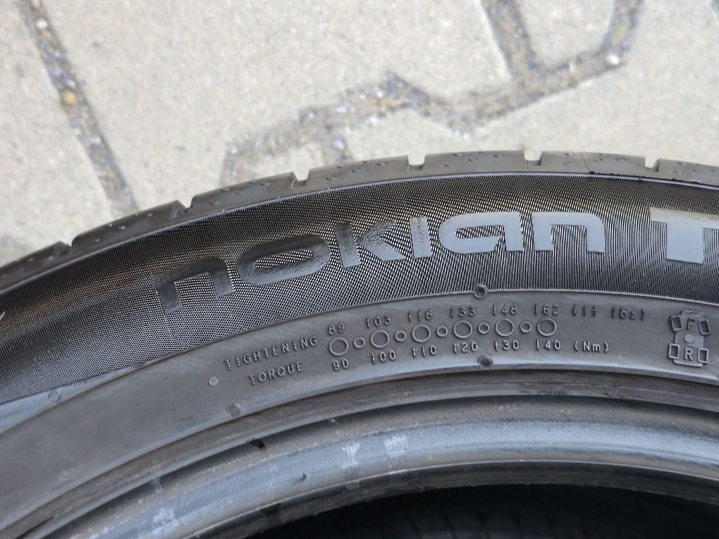 245 45 17 nokian