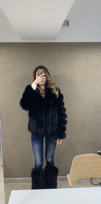 Черно палто от естествена лисица