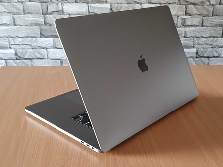 MacBook Pro 16‑inch Core i7 32/512GB Space Gray (notebook)