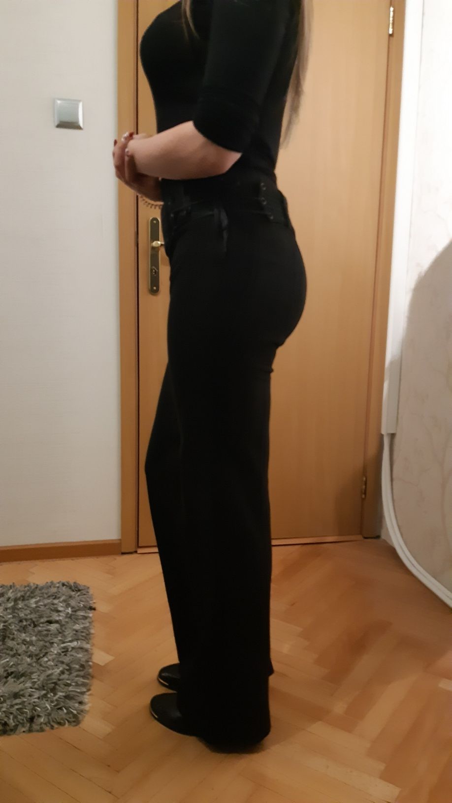 Черен дамски костюм с панталон 38EU / BG 44