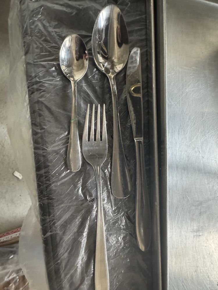 Masa rece bar/ farfurii/pahare