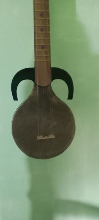 Qashqar Rubob oʻquvchilar va endi boshlaganlar uchun