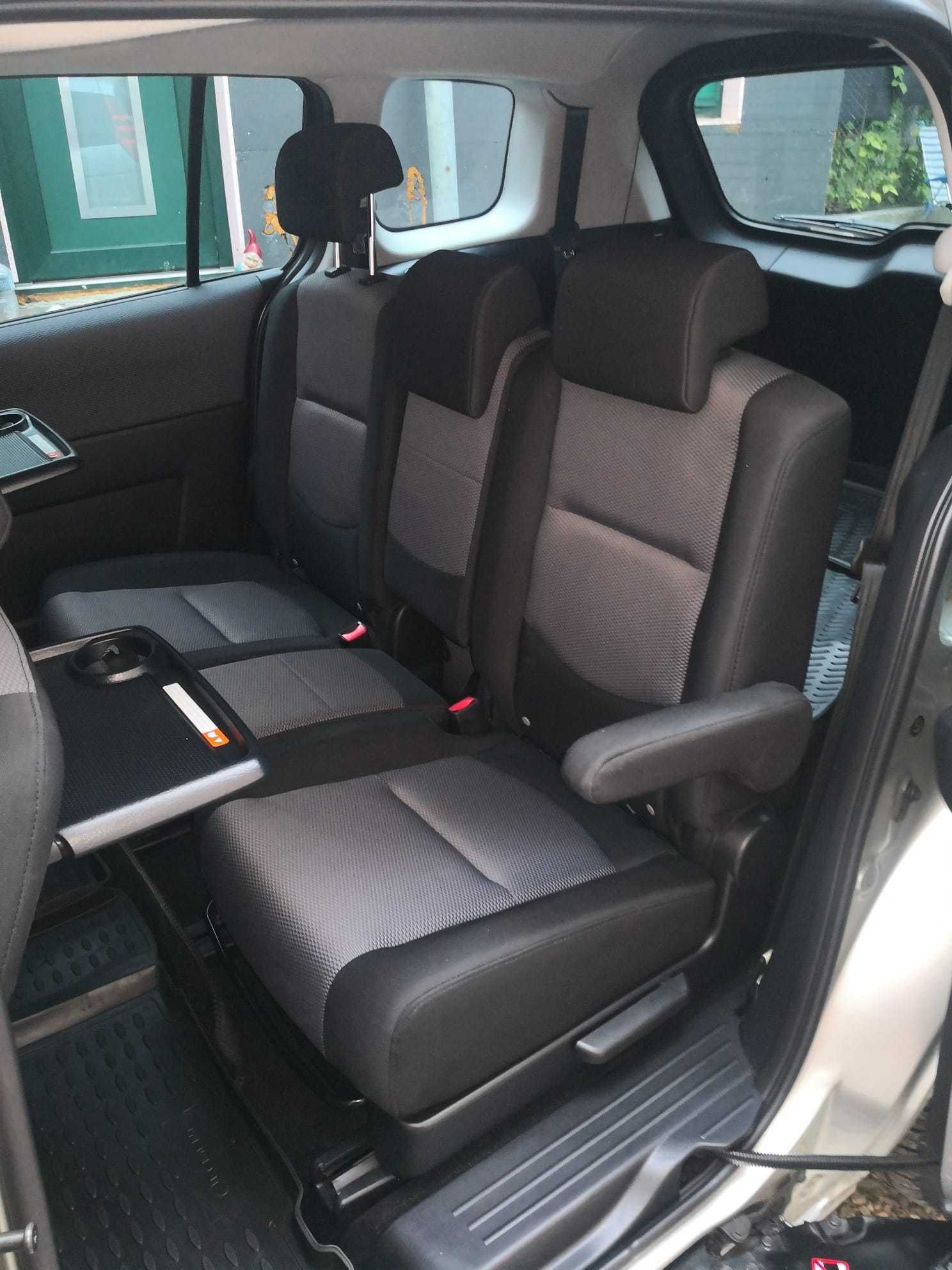 Mazda  5   7 locuri