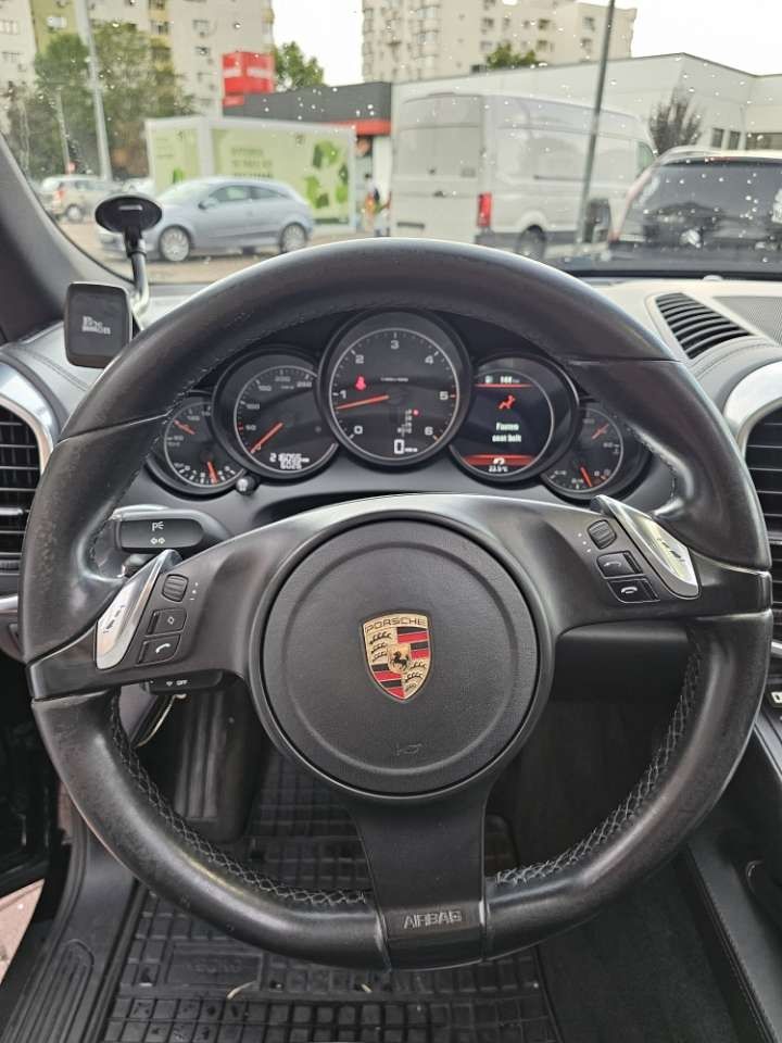 Porsche cayenne DISTRIBUTIE Schimbata