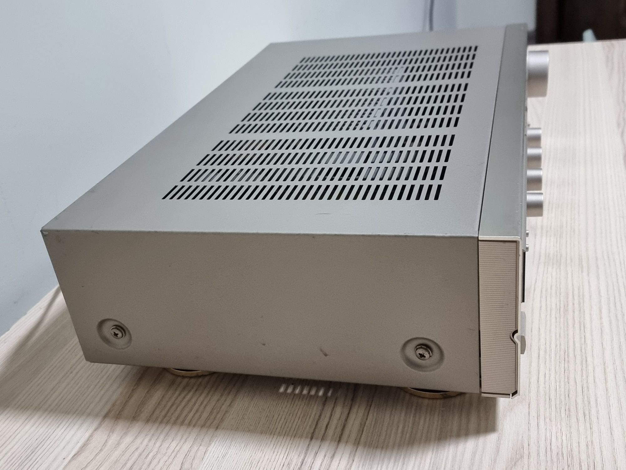 Denon DRA-435R ресивър