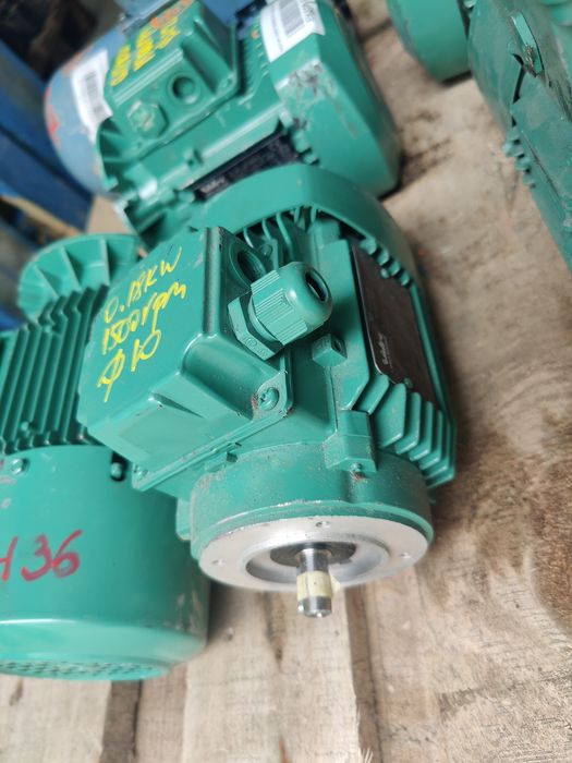 Motor electric trifazat, 0.18kW, 1500rpm, 380V