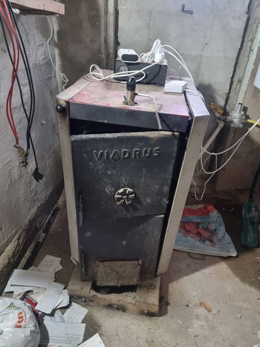 Vând centrală folosită, lemne 30 Kv Vidrarus