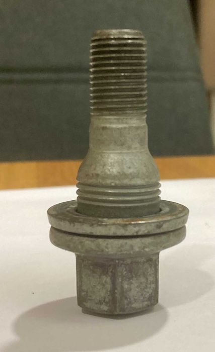 Болтове за джанти Пежо / Ситроен, оригинални - 16 бр + 4 бр секретни