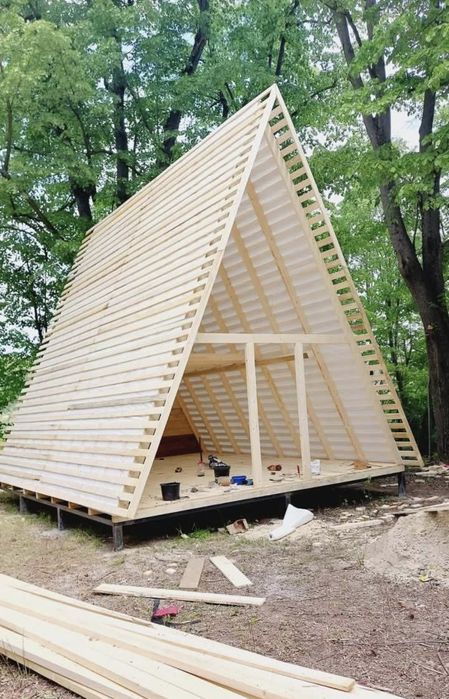 Vand cabane pe structura din lemn