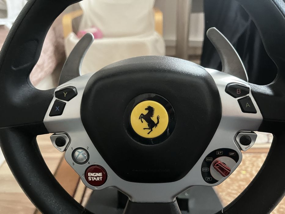 Волан Thrustmaster Ferrari 458 Italia Edition