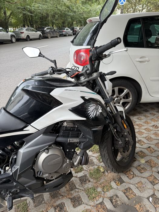 CF Moto NK 650