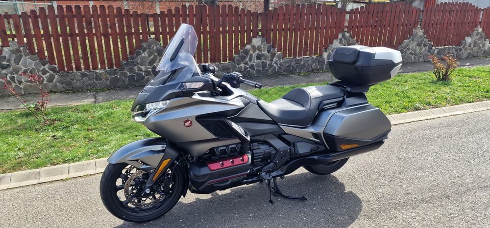 Vând Honda Goldwing Bagger  Iulie 2023 înmatriculată