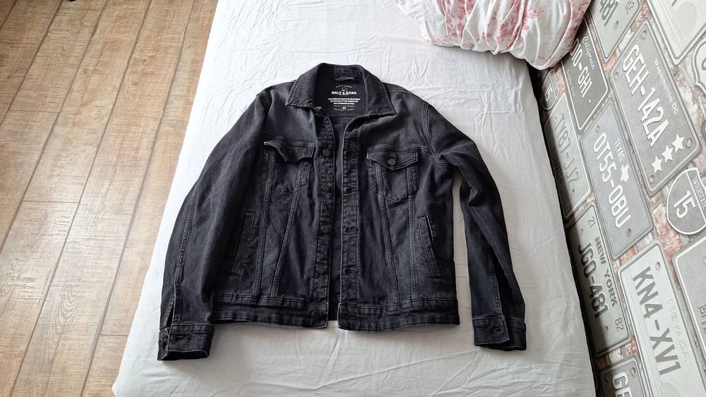 Якета размер М/L - 4 броя