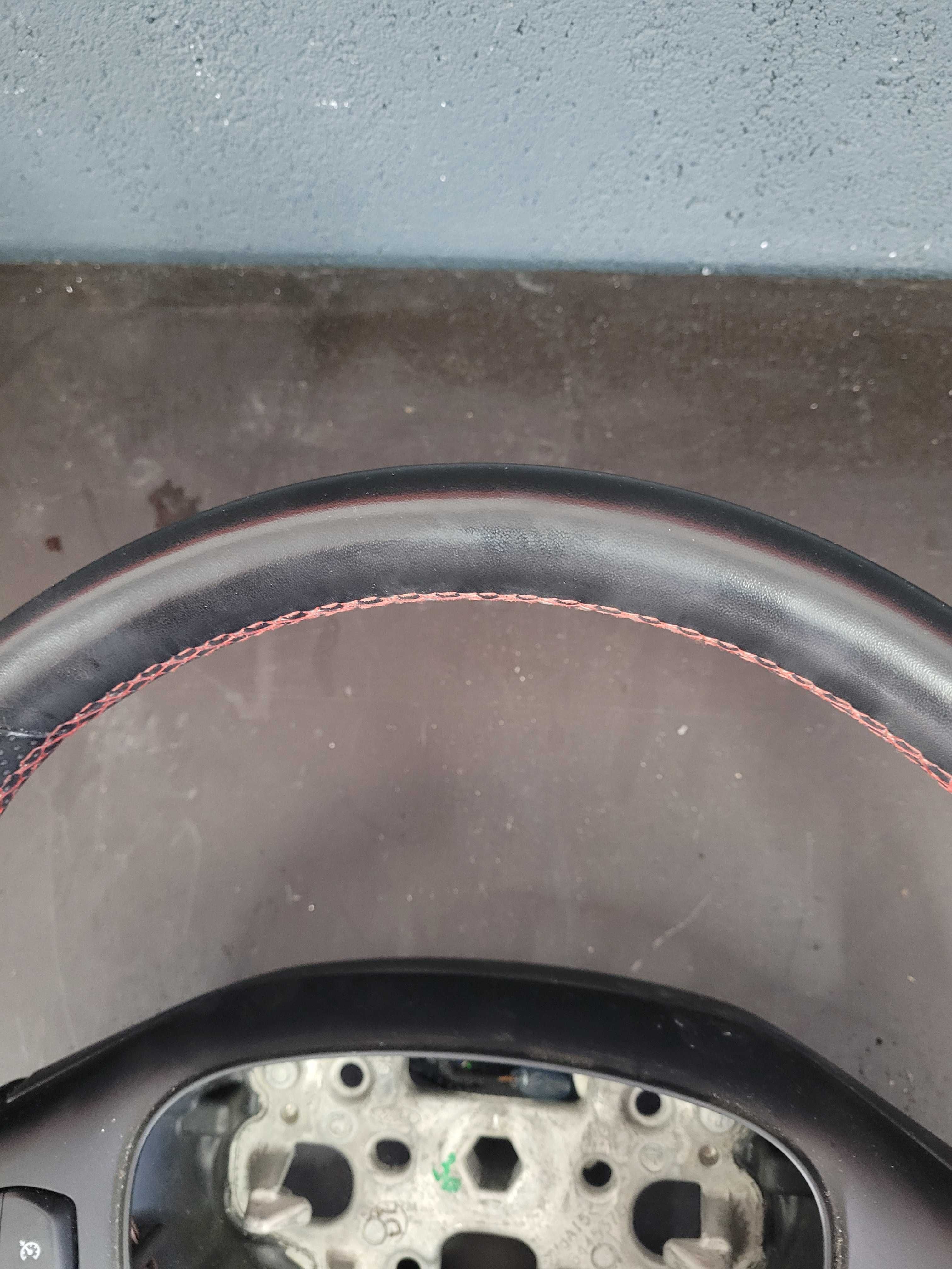 Volan piele comenzi Ford Puma ST Line