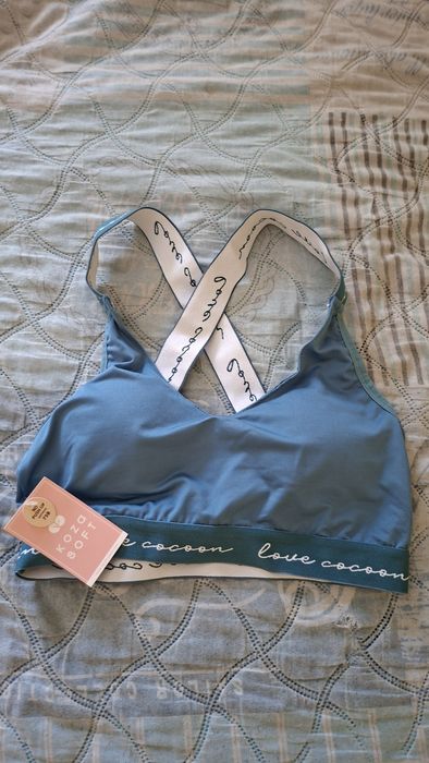 Спортно дамско бюстие