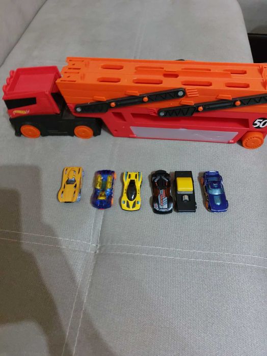 Автовоз и колички Hot wheels