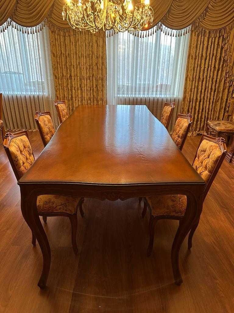 столик стол стулья