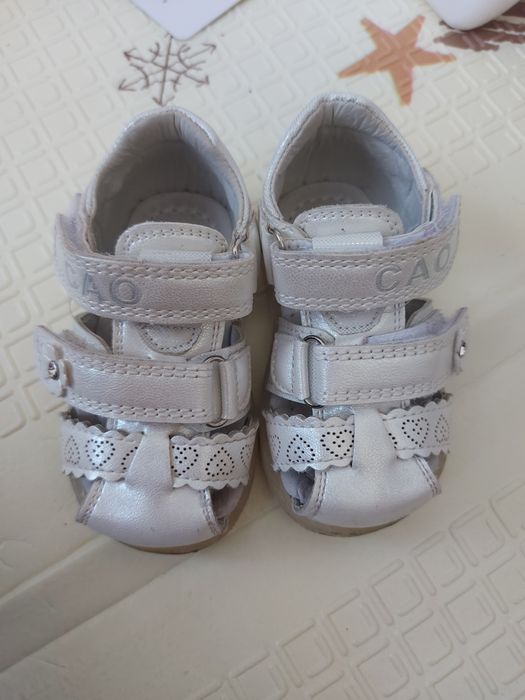 Детски сандали за момче и момиче