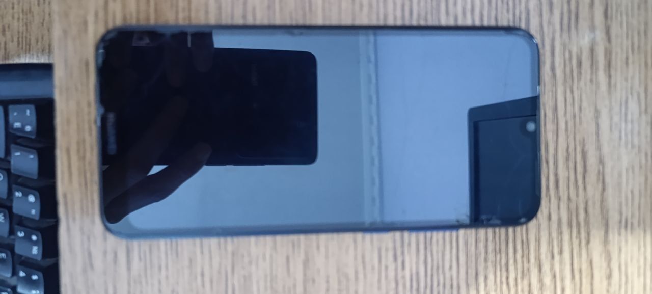 Huawei y6 ko‘k rang