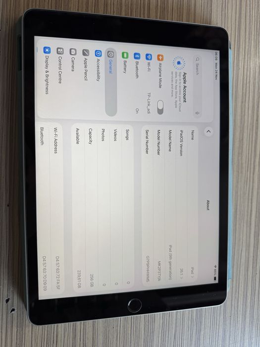 Apple iPad 9 din 2021* model A2602  * memorie 256GB * stare impecabila